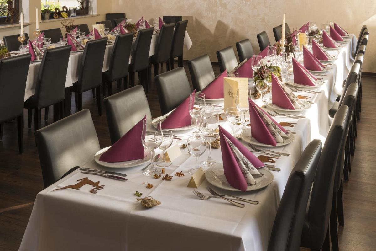 Hotel Restaurant Haesfeld Überherrn Kültér fotó