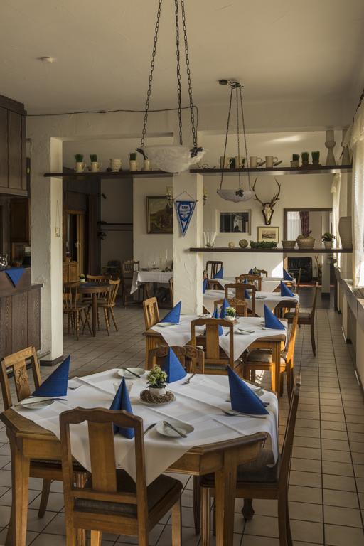 Hotel Restaurant Haesfeld Überherrn Kültér fotó