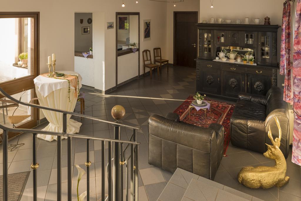 Hotel Restaurant Haesfeld Überherrn Kültér fotó